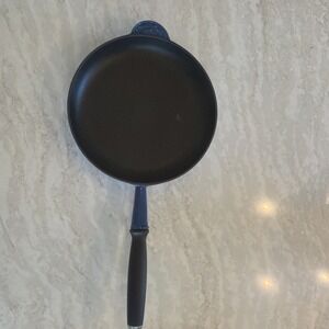 Le Creuset VTG #24 Cast Iron Blue Enamel Chef's Skillet w/ Phenolic Handle